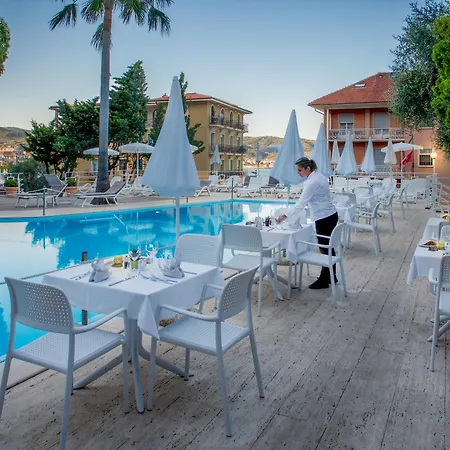Otel Moresco Diano Marina