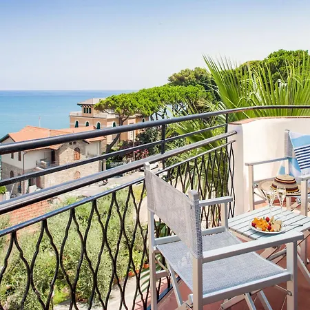 Hotel Moresco Diano Marina