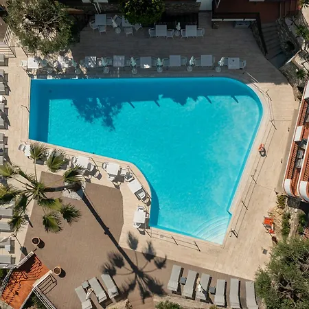 Отель Moresco 3*