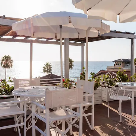 Moresco Hotel