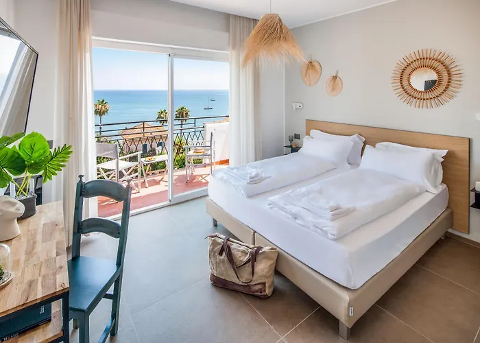 Moresco 3* 디아노마리나